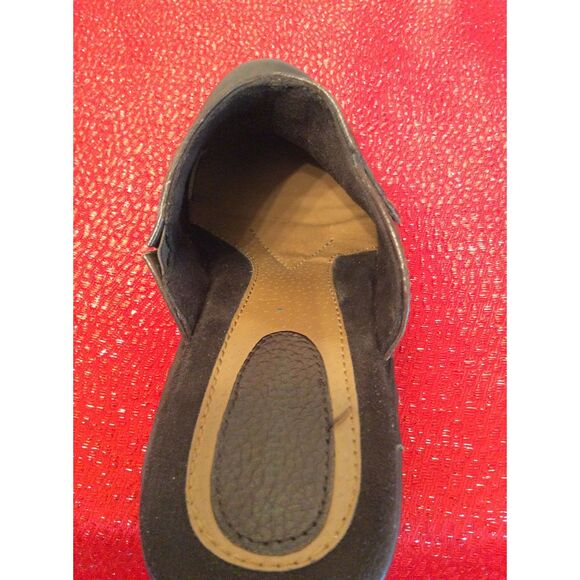 Naturalizer Size 8 Jordan Mules Clogs Leather Womens Shoe Slip On Studded - Picture 8 of 11